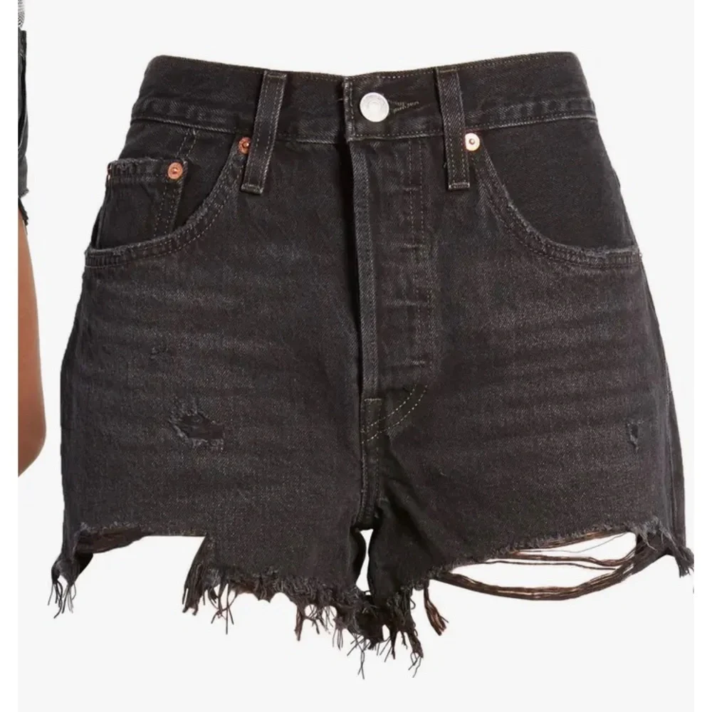 5 for $25! Levi’s jean shorts - Picture 2 of 6